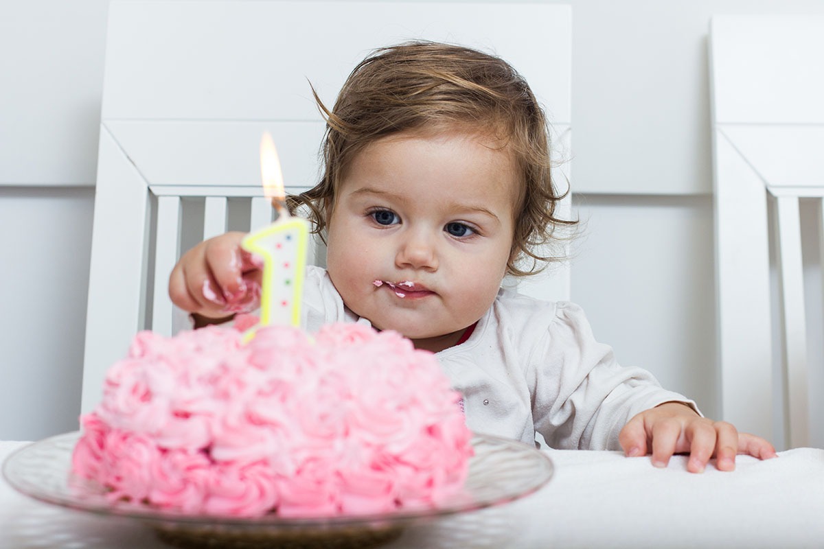 1 year old girl sleep tips birthday cake