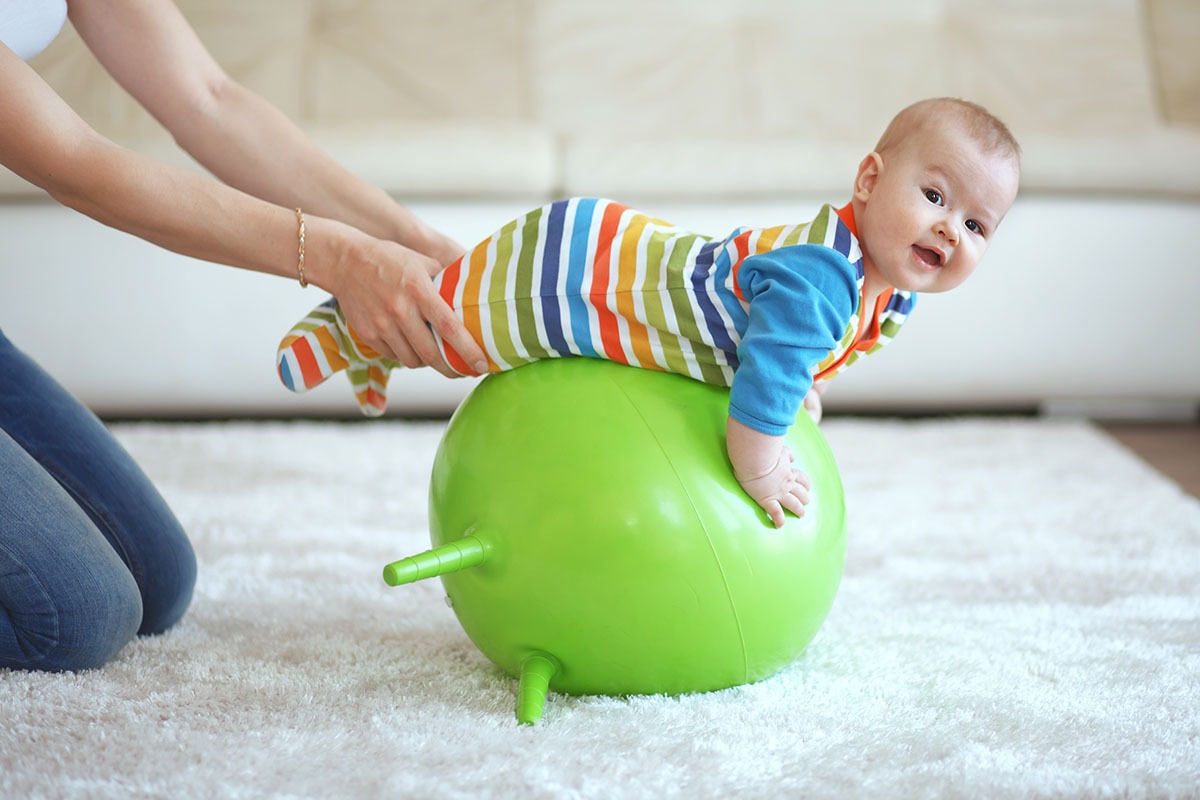 8 month baby playing sleep regression