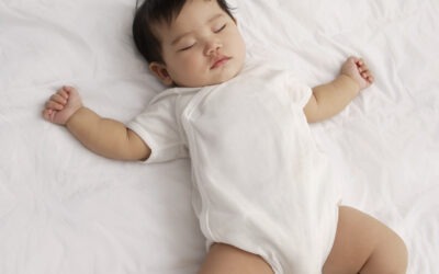 How to get your baby to self soothe (and sleep longer stretches at night)!